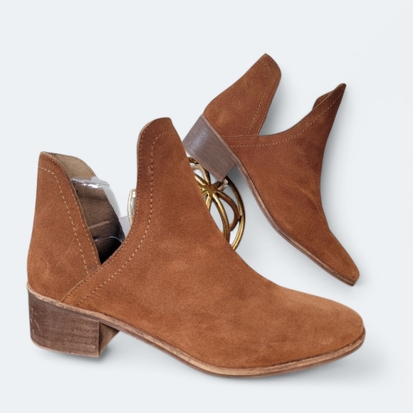 Coconuts By Matisse Pronto Brown Suede Ankle Boots Size 8.5 Slip On Notched Side - Picture 17 of 17